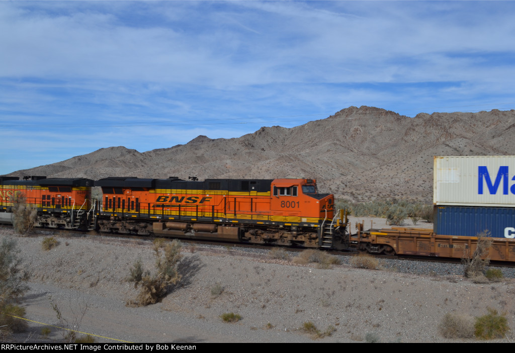 BNSF 8001